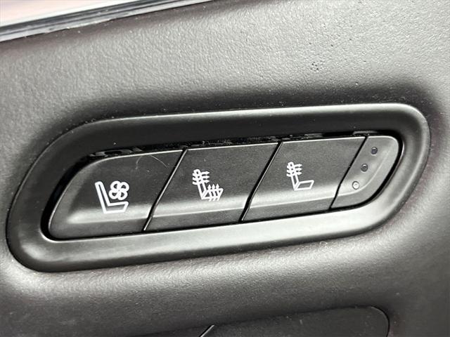 Photo of 2022 Crystal White Tricoat Cadillac Escalade