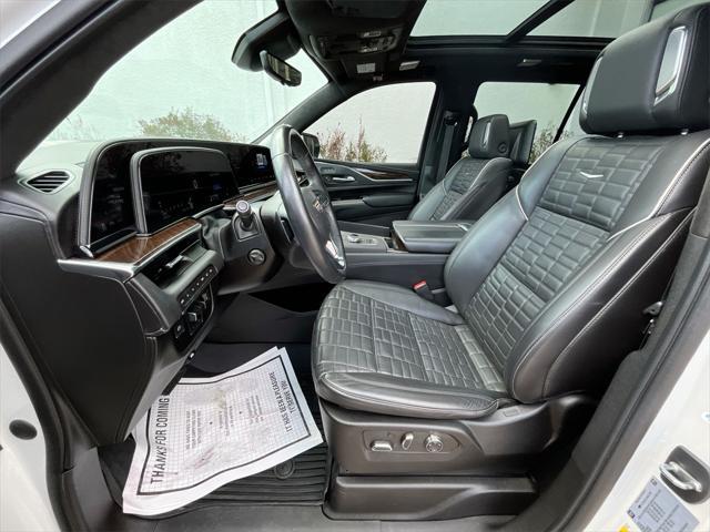 Photo of 2022 Crystal White Tricoat Cadillac Escalade