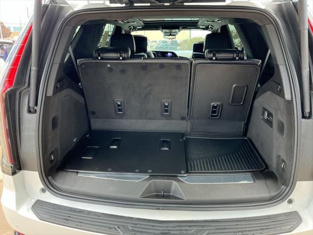 Photo of 2022 Crystal White Tricoat Cadillac Escalade