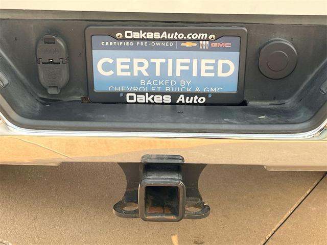 Photo of 2023 Summit White GMC Sierra 2500