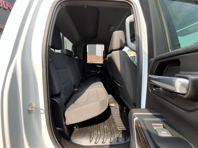 Photo of 2023 Summit White GMC Sierra 2500