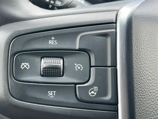 Photo of 2023 Summit White GMC Sierra 2500