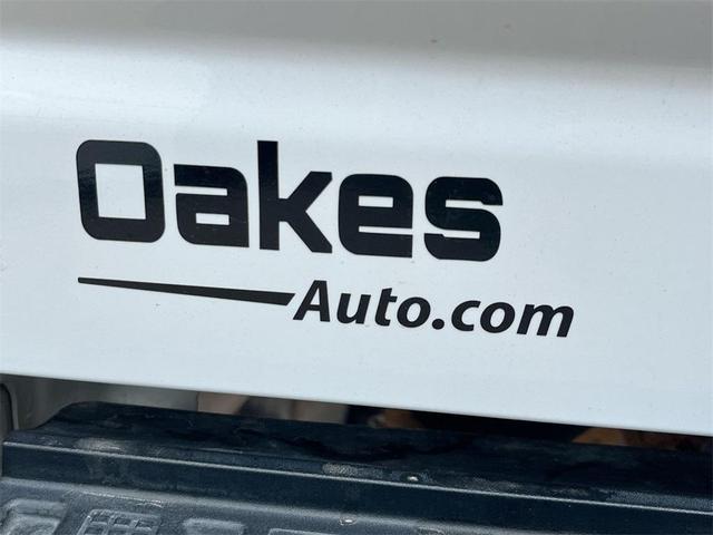 Photo of 2023 Summit White GMC Sierra 2500