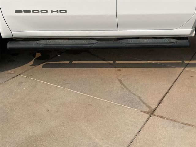 Photo of 2023 Summit White GMC Sierra 2500