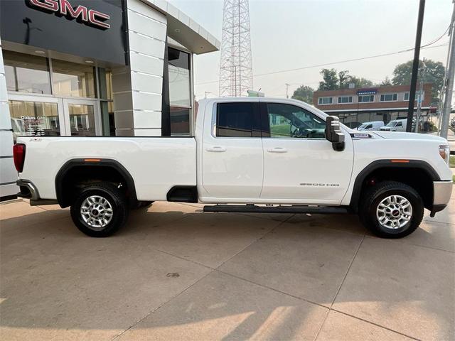 Photo of 2023 Summit White GMC Sierra 2500