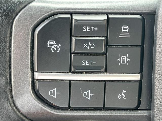 Photo of 2024 Oxford White Ford F-250