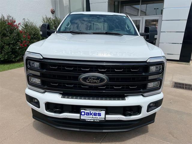 Photo of 2024 Oxford White Ford F-250