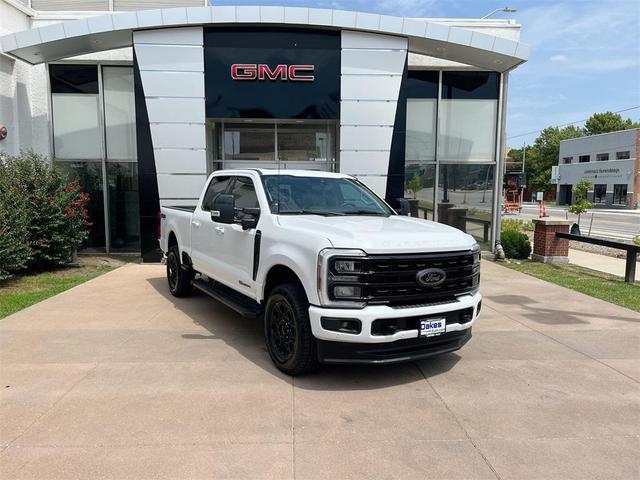 Photo of 2024 Oxford White Ford F-250