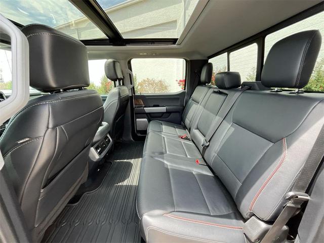 Photo of 2024 Oxford White Ford F-250