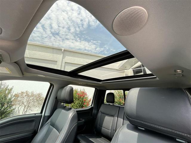Photo of 2024 Oxford White Ford F-250