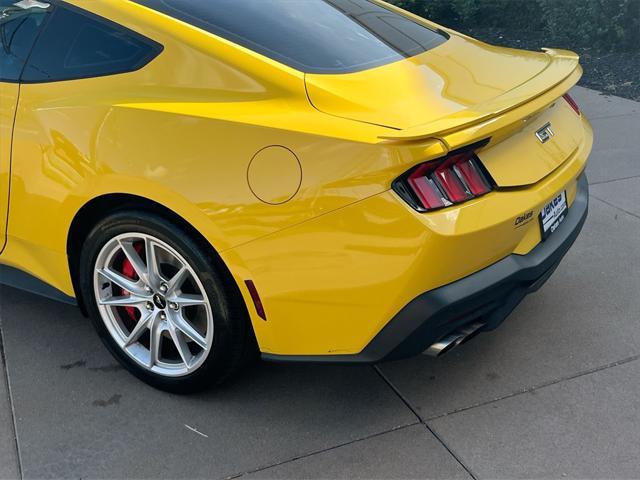 Photo of 2024 Yellow Splash Metallic Tri-coat Ford Mustang