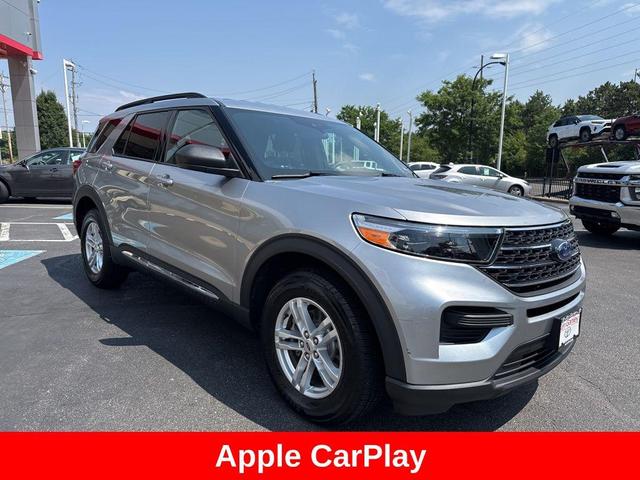 Photo of 2020 Iconic Silver Metallic Ford Explorer