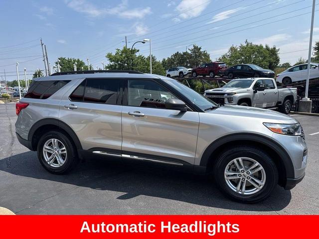 Photo of 2020 Iconic Silver Metallic Ford Explorer