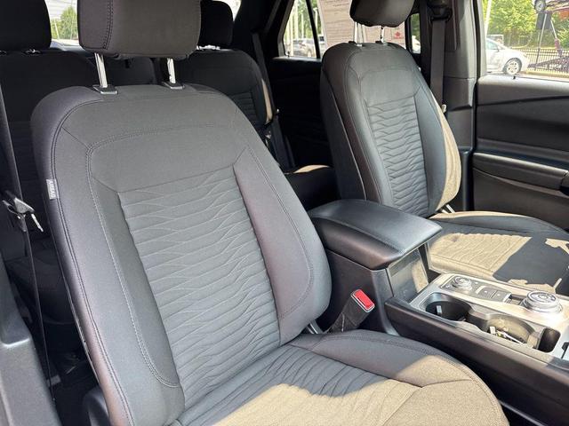 Photo of 2020 Iconic Silver Metallic Ford Explorer
