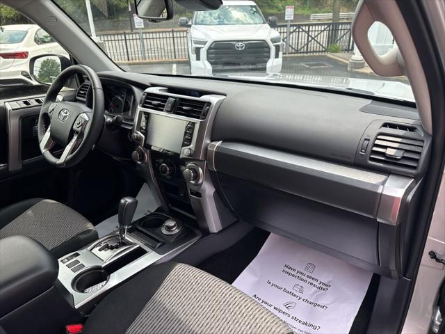 Photo of 2024 Classic Silver Metallic Toyota 4Runner