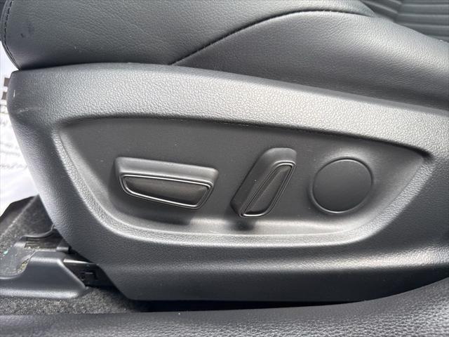 Photo of 2023 Ice Cap Toyota Corolla