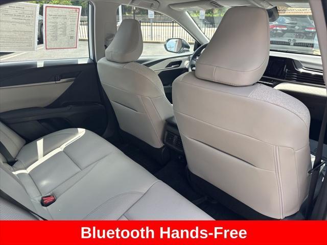 Photo of 2025 Wind Chill Pearl Toyota Camry