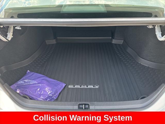 Photo of 2025 Wind Chill Pearl Toyota Camry