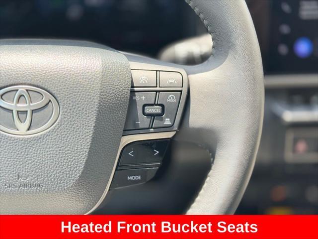 Photo of 2025 Wind Chill Pearl Toyota Camry