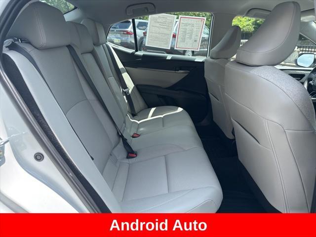Photo of 2025 Wind Chill Pearl Toyota Camry