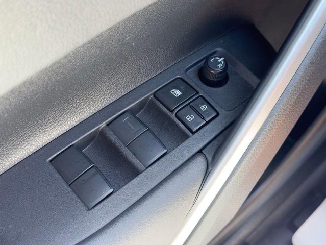 Photo of 2022 Celestite Toyota Corolla Cross