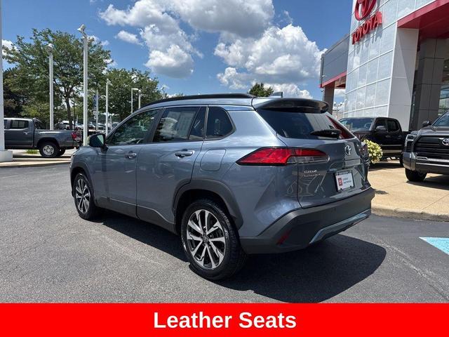 Photo of 2022 Celestite Toyota Corolla Cross