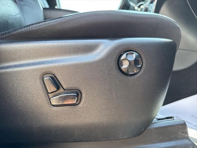 Photo of 2020 Pacific Blue Clearcoat Jeep Grand Cherokee