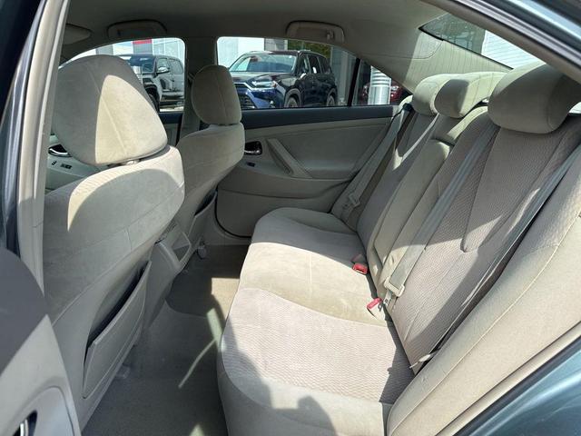 Photo of 2011 Aloe Green Metallic Toyota Camry