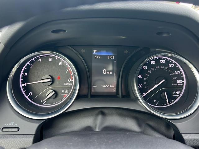 Photo of 2020 Celestial Silver Metallic Toyota Camry