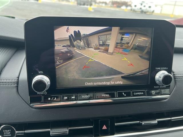 Photo of 2023 Alloy Silver Metallic Mitsubishi Outlander
