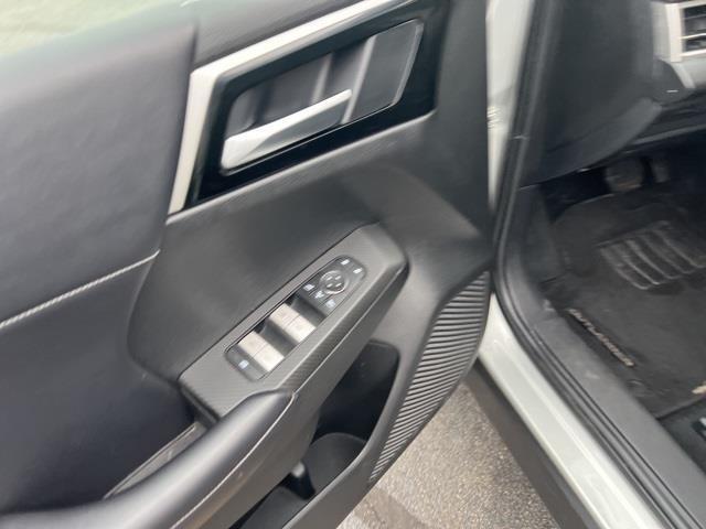 Photo of 2023 Alloy Silver Metallic Mitsubishi Outlander