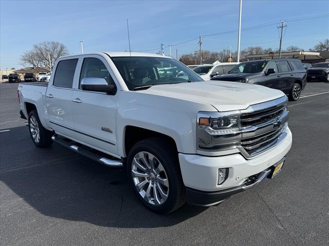 Photo of 2018 Iridescent Pearl Tricoat Chevrolet Silverado 1500