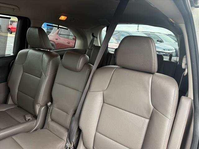 Photo of 2016 White Diamond Pearl Honda Odyssey