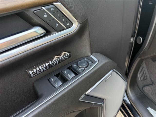 Photo of 2024 Black Chevrolet Silverado 1500