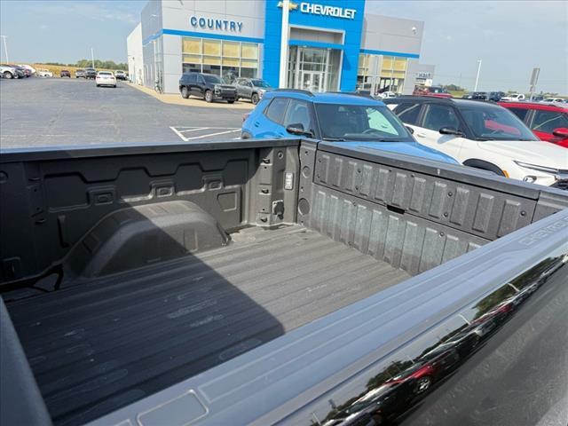 Photo of 2024 Black Chevrolet Silverado 1500