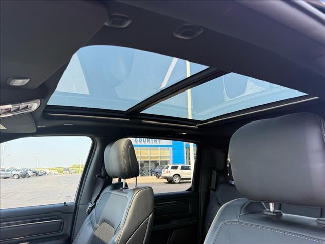 Photo of 2019 Diamond Black Crystal Pearl Coat RAM 1500