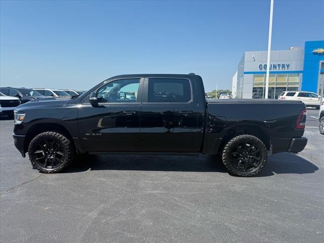 Photo of 2019 Diamond Black Crystal Pearl Coat RAM 1500