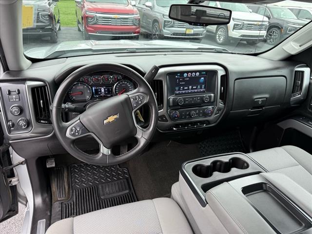Photo of 2017 Silver Ice Metallic Chevrolet Silverado 1500