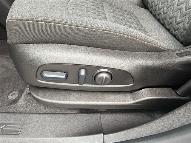 Photo of 2024 Summit White Chevrolet Equinox
