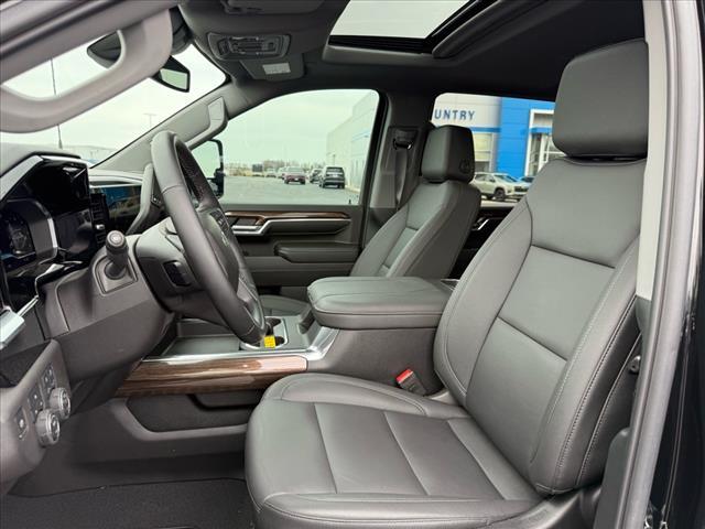 Photo of 2024 Black Chevrolet Silverado 2500