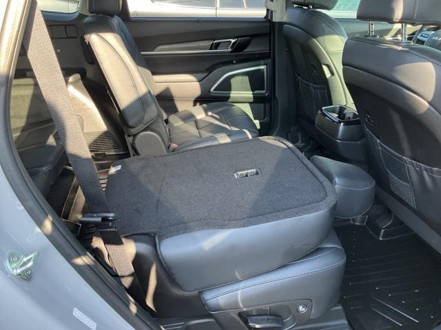 Photo of 2022 Wolf Gray Kia Telluride