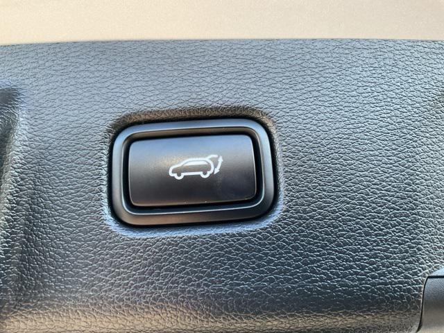 Photo of 2022 Wolf Gray Kia Telluride