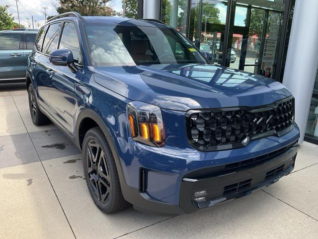 Photo of 2025 Midnight Lake Blue Kia Telluride