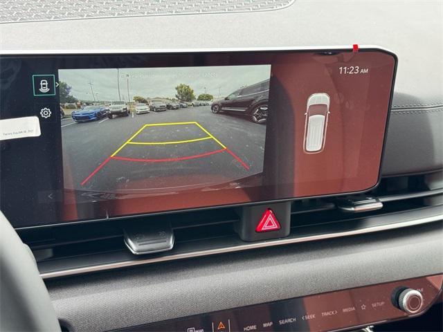 Photo of 2026 Aurora Black Pearl Kia Carnival Hybrid