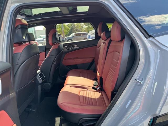 Photo of 2026 Wolf Gray Kia Sportage