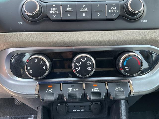 Photo of 2012 Aurora Black Kia Rio5