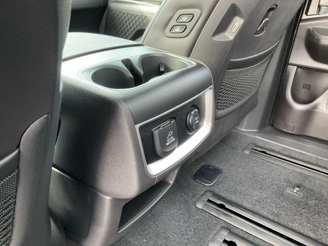 Photo of 2026 Panthera Metal Kia Carnival Hybrid