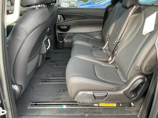 Photo of 2026 Panthera Metal Kia Carnival Hybrid