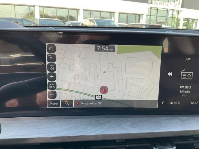 Photo of 2025 Glacial White Pearl Kia Telluride