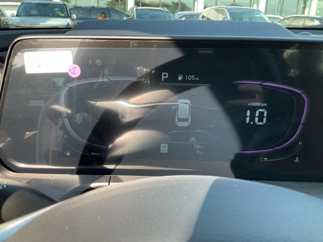 Photo of 2025 Glacial White Pearl Kia Telluride